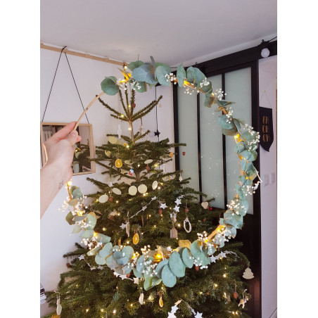 Atelier DIY couronne de Noël eucalyptus à côté d'Amiens