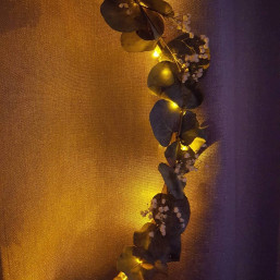 Atelier créatif DIY couronne de Noël eucalyptus à côté d'Amiens