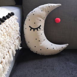 Atelier DIY coussin lune chambre enfant